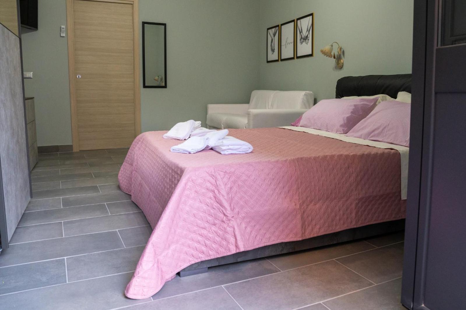 Queen'S Apartament Katania Zewnętrze zdjęcie